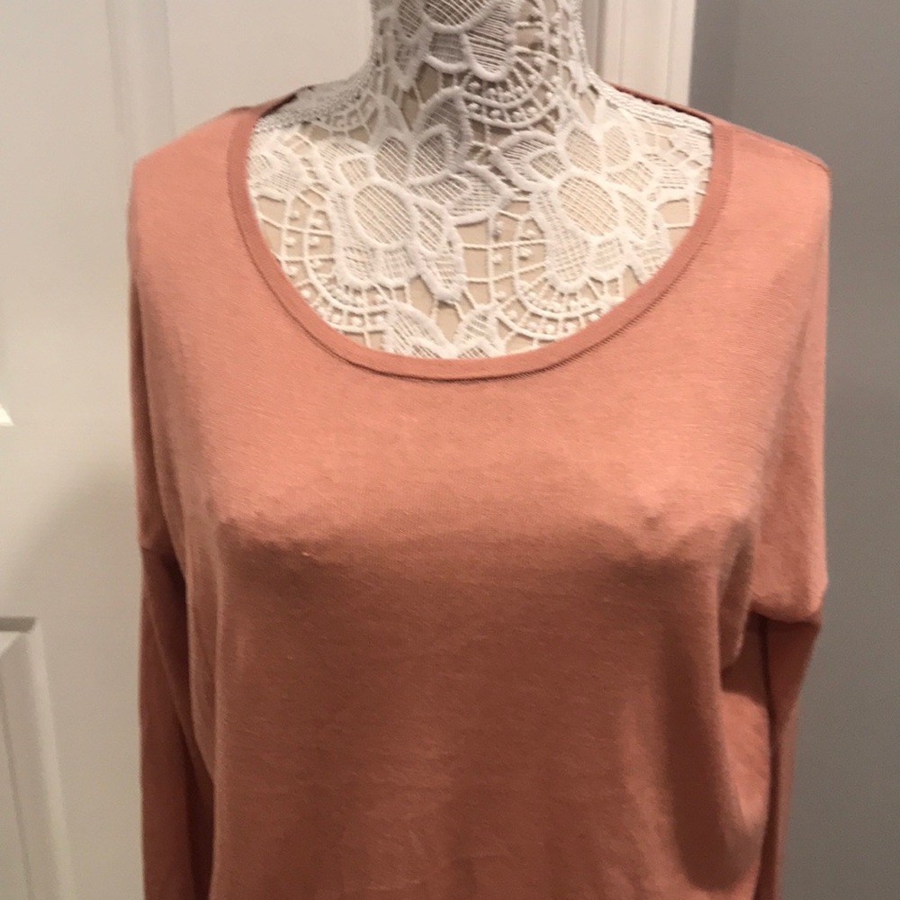 H&M basic long sleeve blouse - Picture 2 of 6